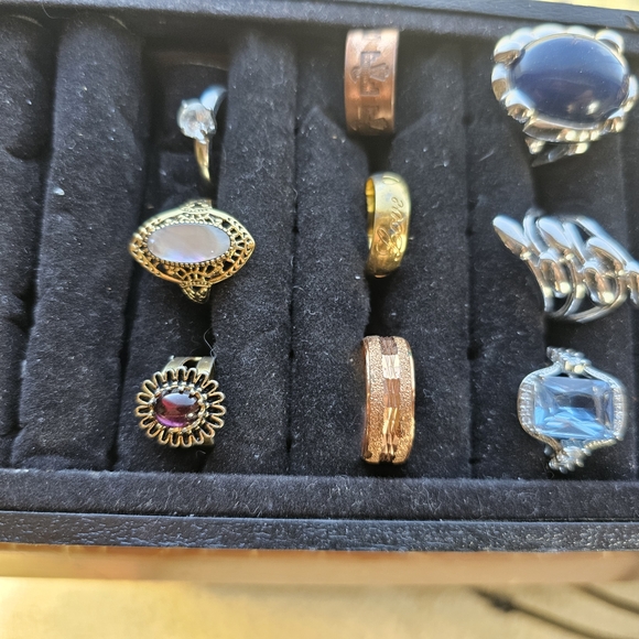 Jewelry Bundle 30 Rings Lot Size 6 To 10 - Picture 12 of 15